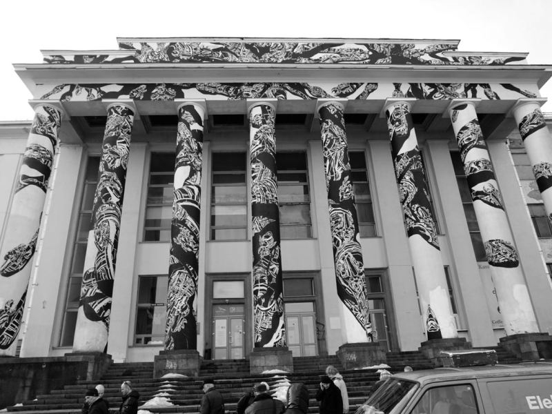 De moloch op de&nbsp;heuvel