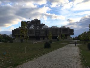 Nationale bibliotheek | Pristina | Kosovo | Oktober 2017 | © Martijn Haan