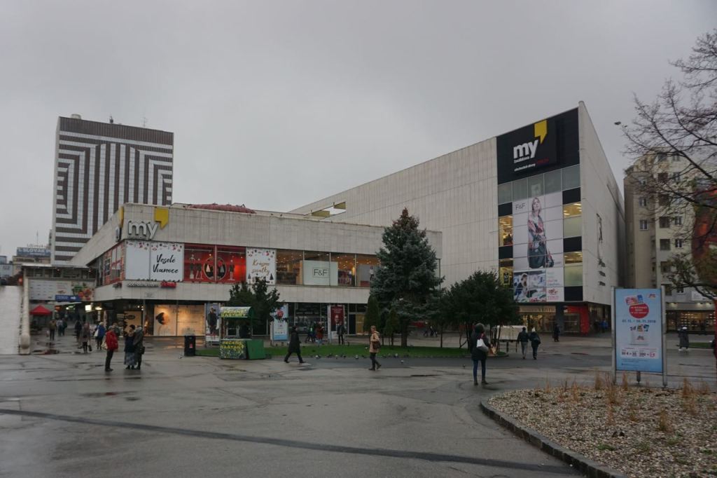 Kamenné Námestie | Bratislava | Slowakije | | november 2018 | © Martijn Haan