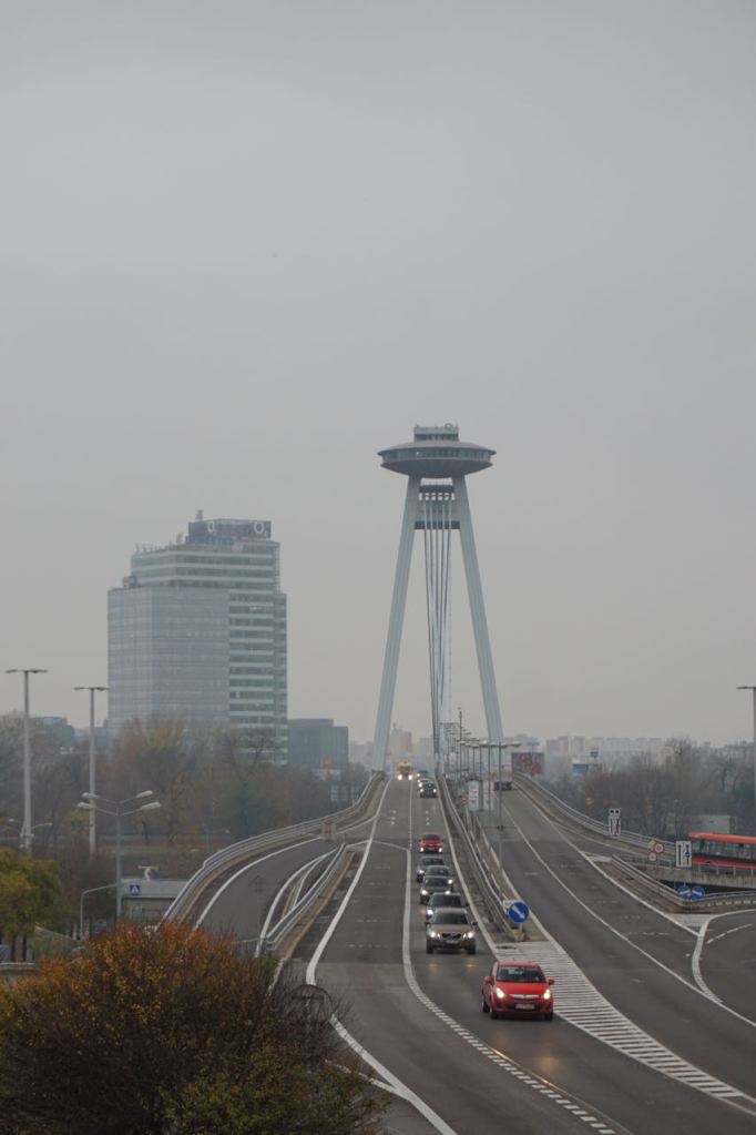 SNP Brug | Bratislava | Slowakije| november 2018 | © Martijn Haan