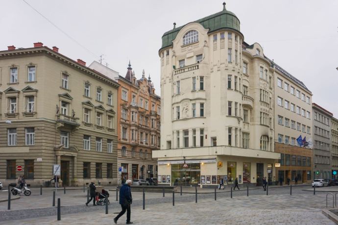 Jakubské náměstí | Brno | Tsjechië | november 2018 | © Martijn Haan