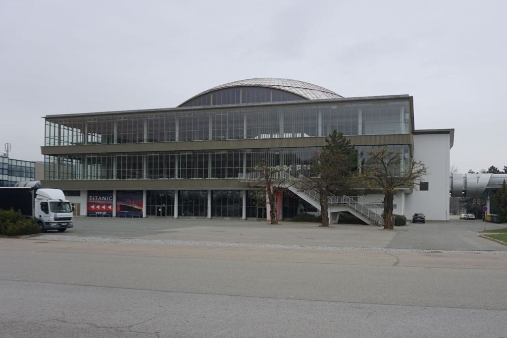 Tentoonstellingsterrein, Paviljoen C | Brno | Tsjechië | november 2018 | © Martijn Haan