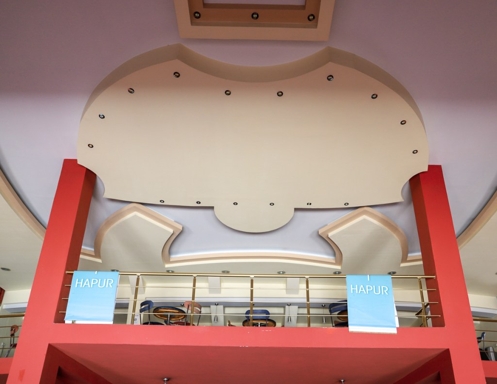 Paleis van Cultuur | Dürres | Albanië | Maart 2019 | © Martijn Haan