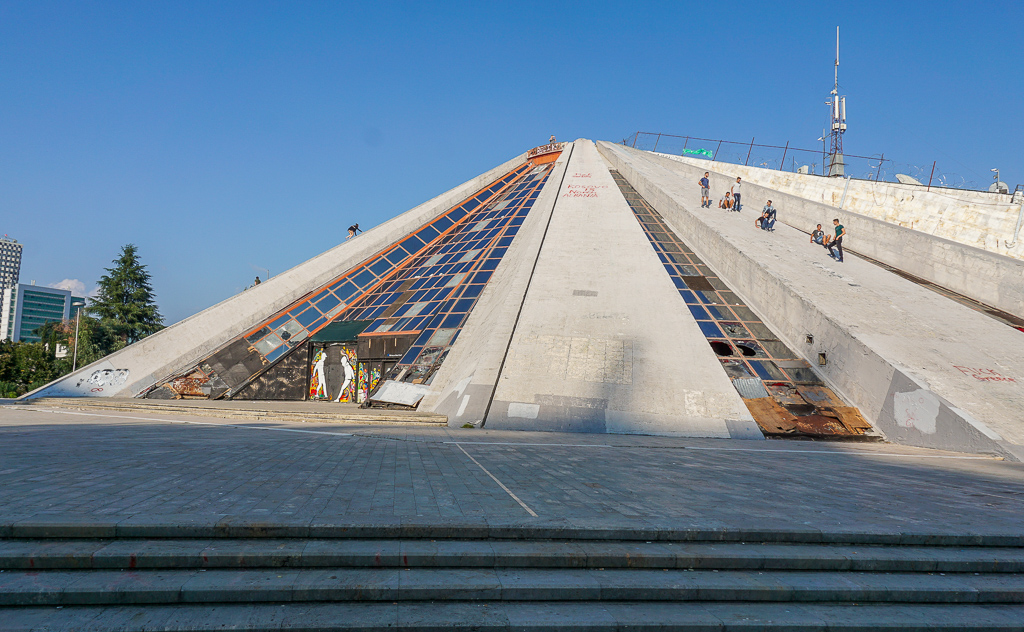 Piramide van Tirana | Albanië