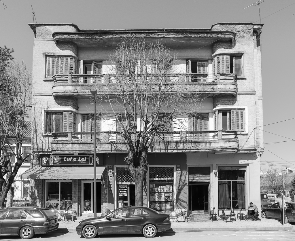 Historisch pand in verval | Korçë | Albanië