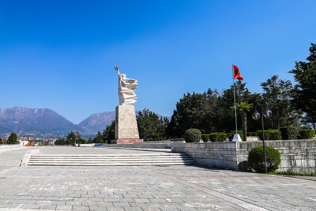 Moeder Albanië (Nena Shqiperi) | Tirana | Albanië