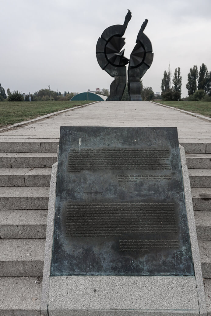 Monument voor slachtoffers kamp Sajmište | Belgrado | Servië