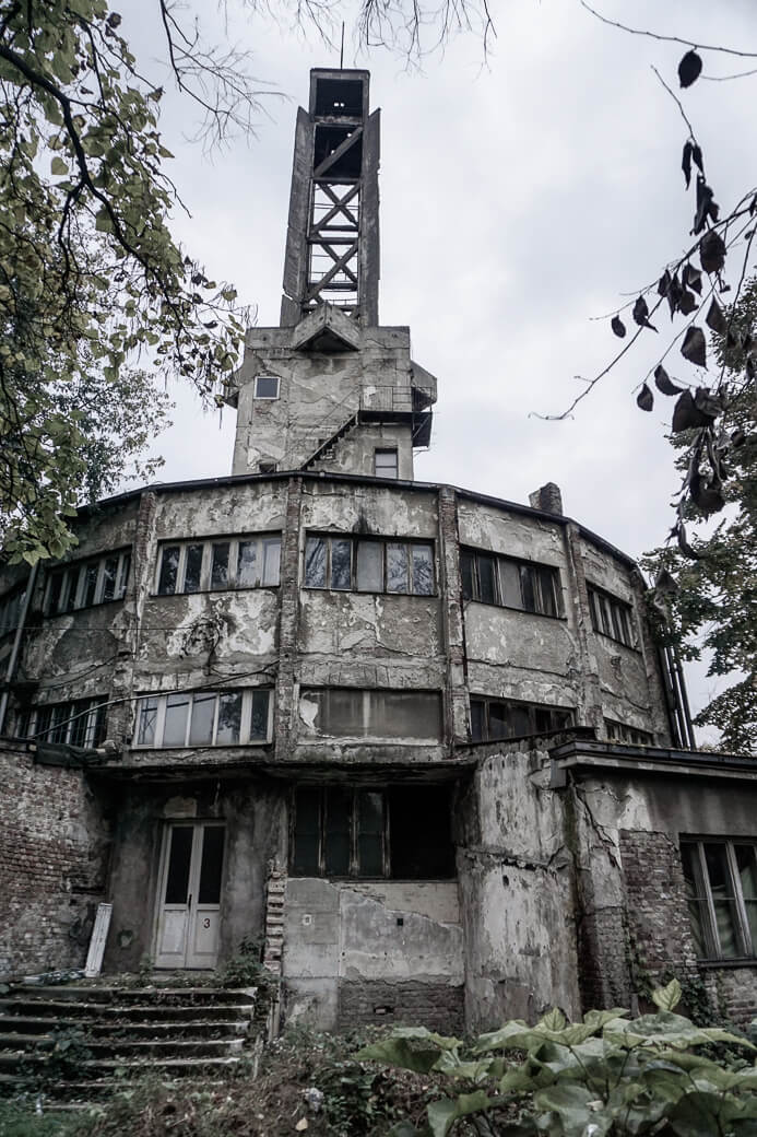 Centrale toren tentoonstellingsterrein Sajmište | Belgrado | Servië