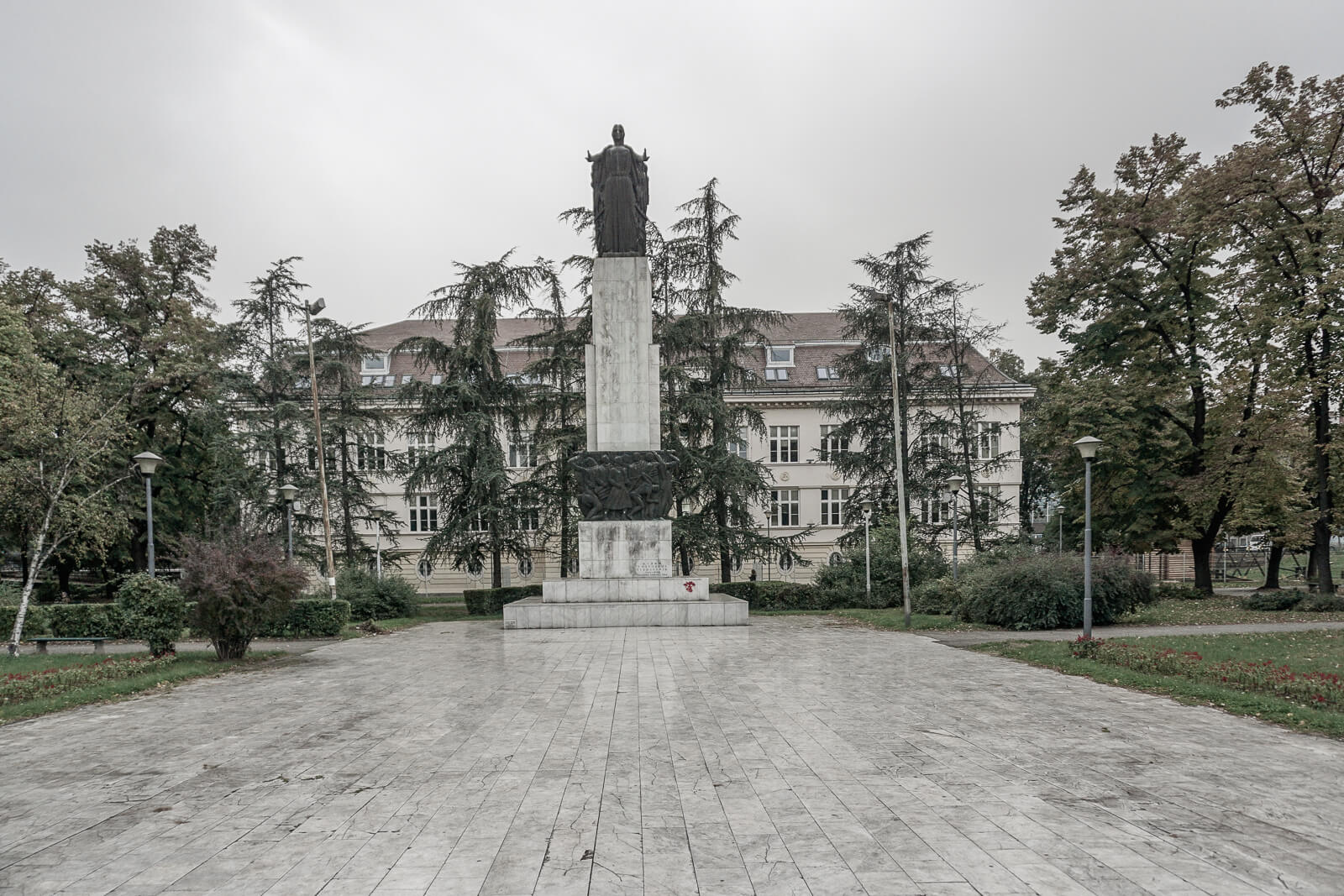 Monument voor de gevallen 1941-1945, Avijatičarski Trg | Belgrado | Servië