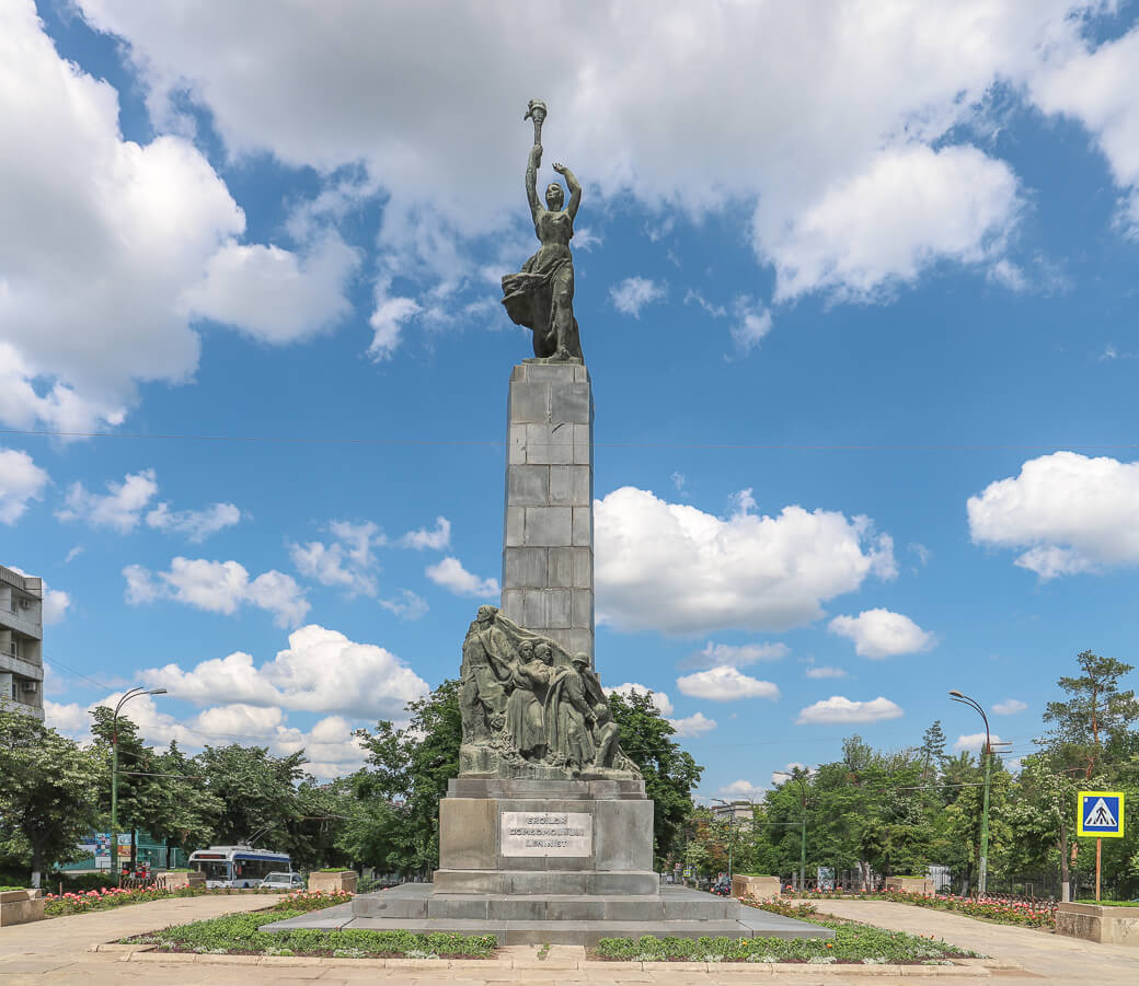 Komsomol Monument Monument | Chisinau | Moldavië