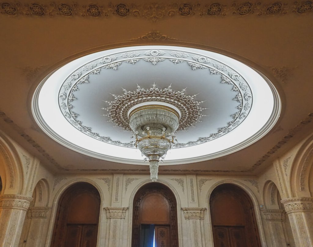 Kroonluchter Parlementspaleis | Palatul Parlamentului | Boekarest | Roemenië