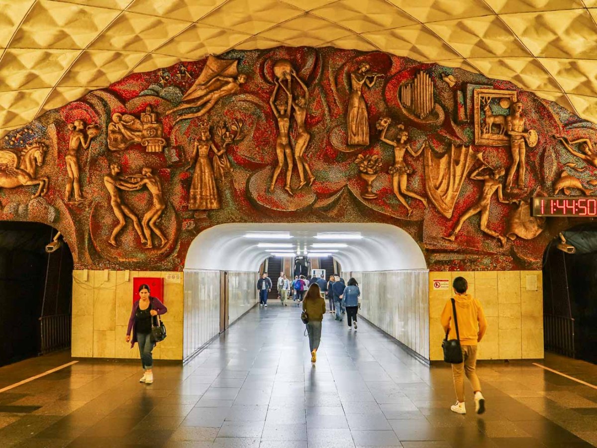 Metrostations en bushaltes van de&nbsp;Sovjet-Unie