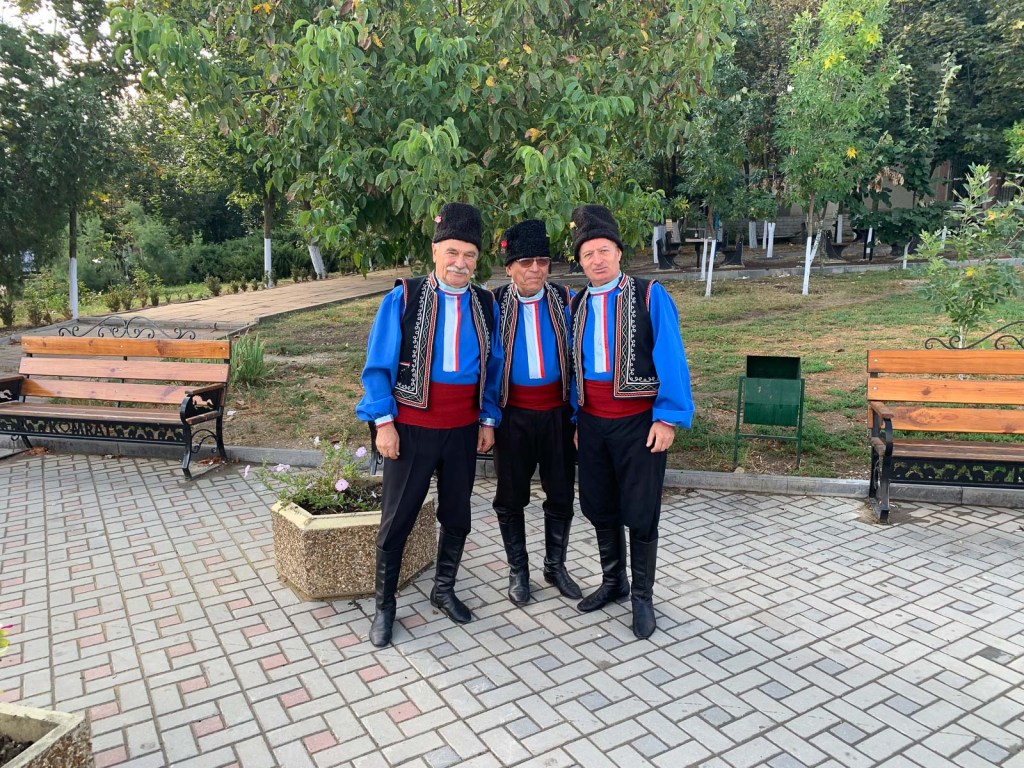 Gagaoezische dansers | Comrat