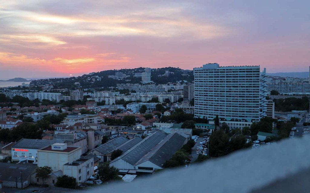 Le Brasilia vanaf dak Unité d'Habitation | Marseille | Frankrijk