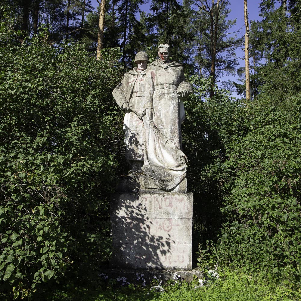 Sovjetbegraafplaats | Jaunpiebalga | Letland