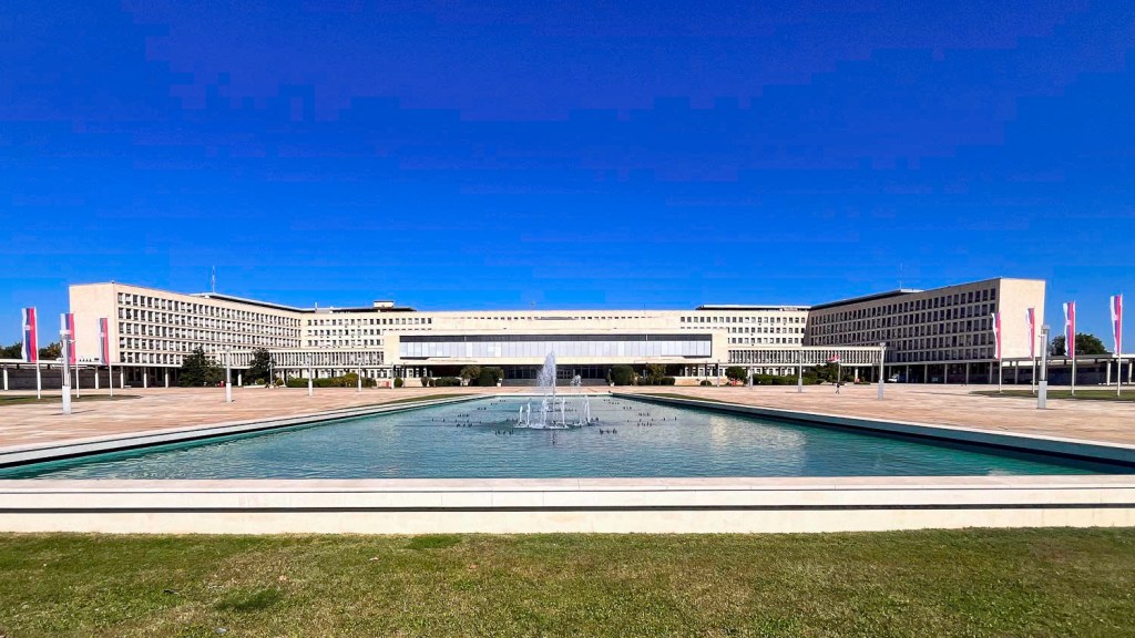 Palata Srbija | Belgrado | Servië