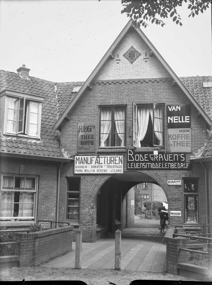 Winkels Poortgebouw Boomkampstraat 16 | Alkmaar | 1930 | Bouw- en Woningtoezicht Alkmaar | Regionaal Archief Alkmaar