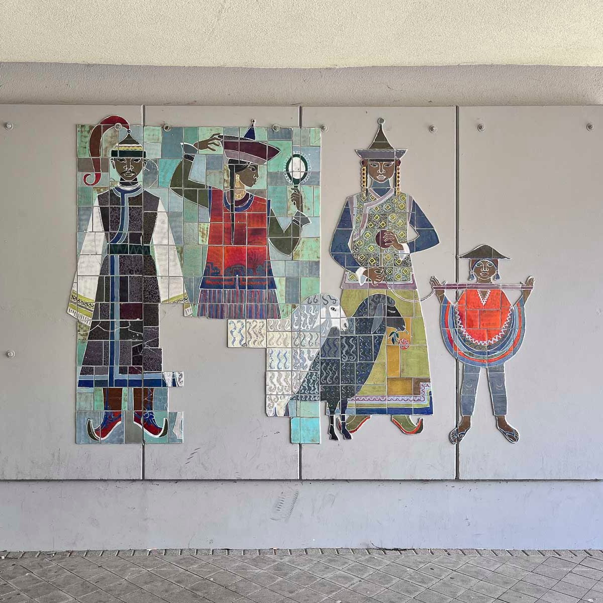 'Gaben der Völker' | Halle-Neustadt | Duitsland | Irmela en Martin Hadelich 1968