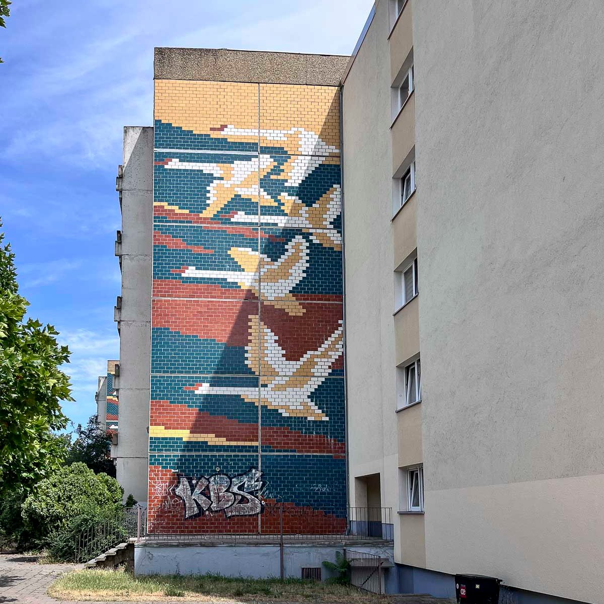 'Flug der Schwäne' | Johann-Sebastian-Bach-Straße | Halle-Neustadt | Heinz Möhrdel | 1984