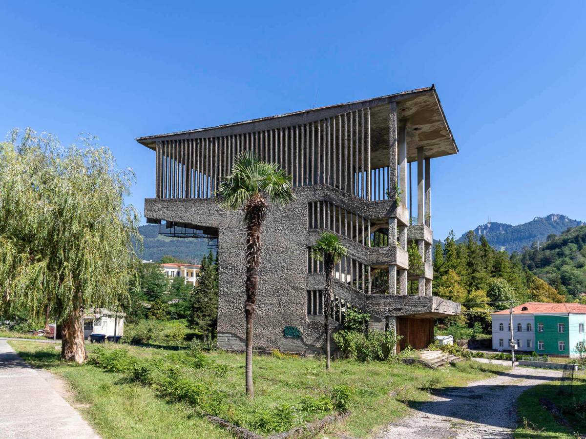 Roadtrip Georgië II: van bergdorp Ghebi via mijnstad Tkiboeli naar&nbsp;Kutaisi