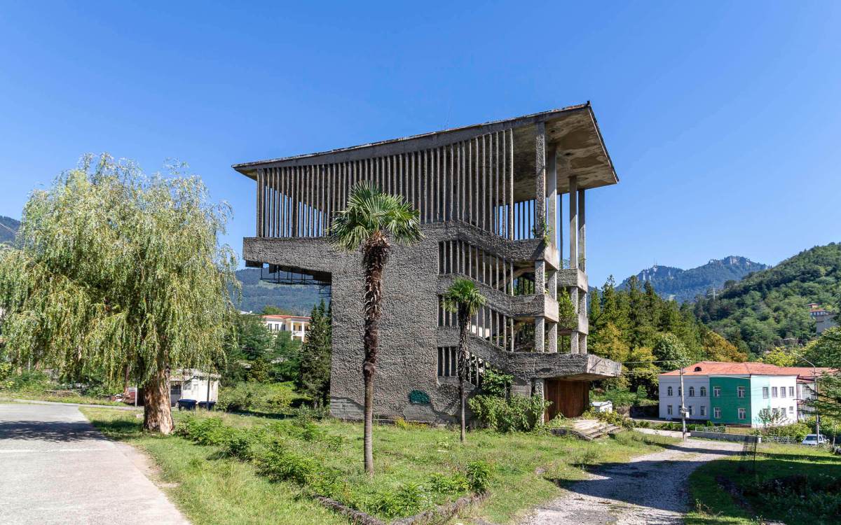 Roadtrip Georgië II: van bergdorp Ghebi via mijnstad Tkiboeli naar&nbsp;Kutaisi